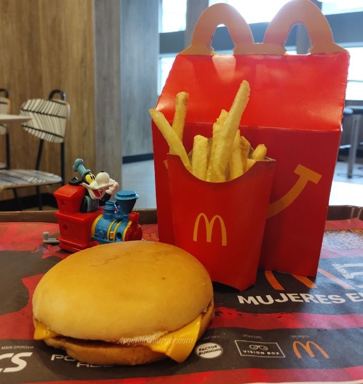McDonald’s – Hamburguesa (Cajita Feliz) 