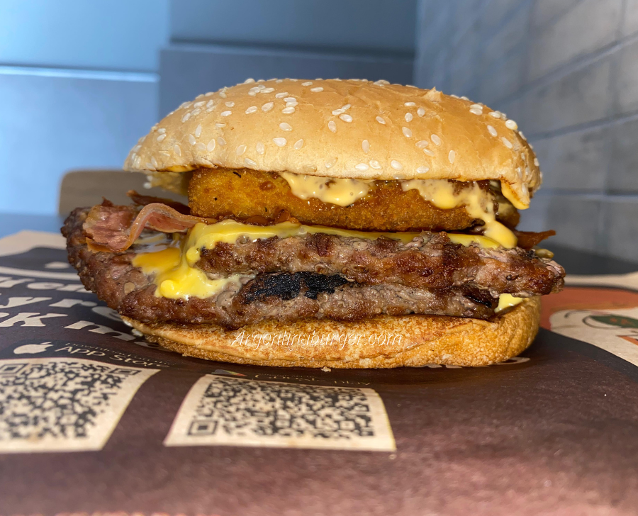 Burger King – Stacker XL Con Bastones De Muzzarella